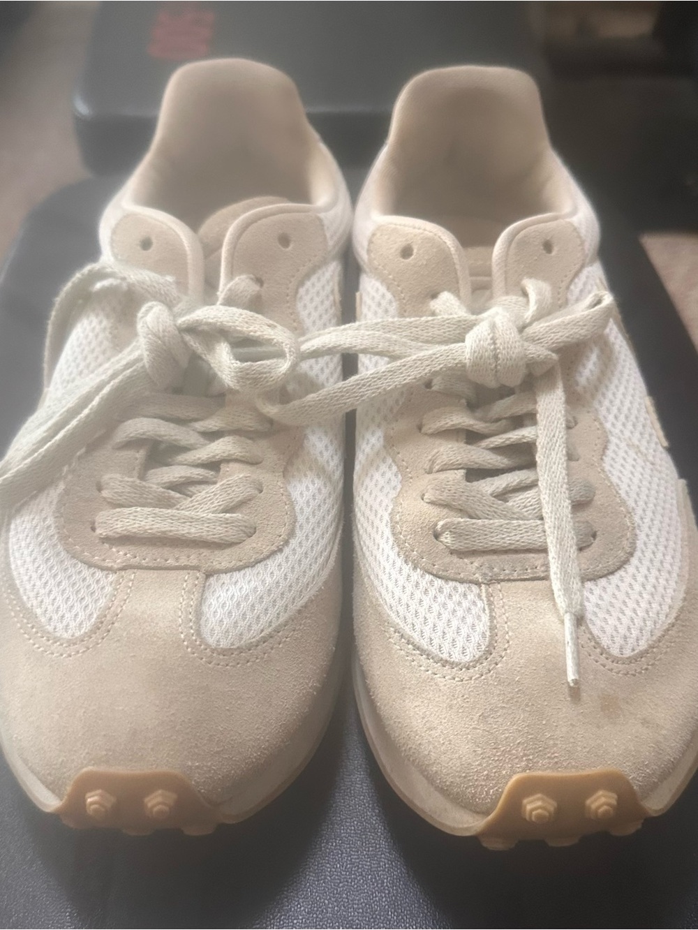 VEJA RIO BRANCO WHITE/BEIGE